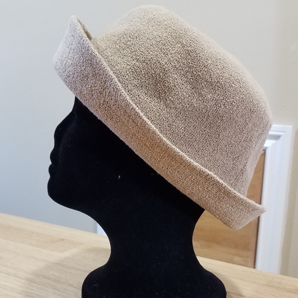 OLIVE Folding Hat - Picture 2 of 8